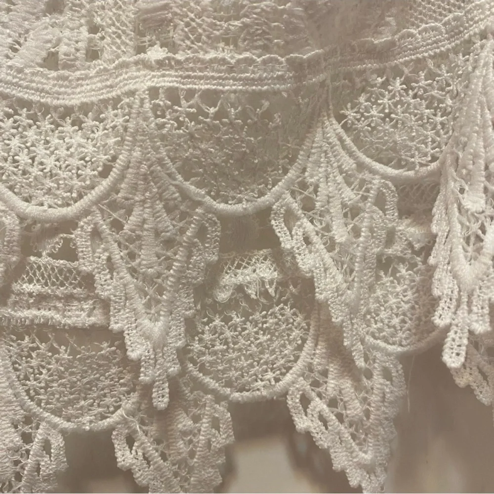 J.O.A. White Lace Blouse - Picture 5 of 7